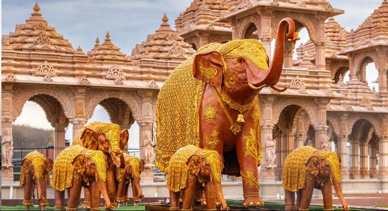 How to Reach Akshardham Temple
