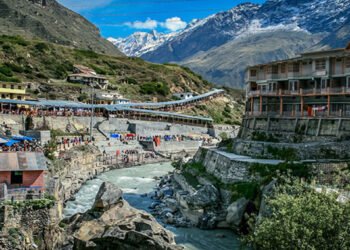 Journey to Badrinath: A Spiritual and Scenic Odyssey in the Himalayas