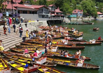 Enchanting Nainital: A Journey to the Lake District of India